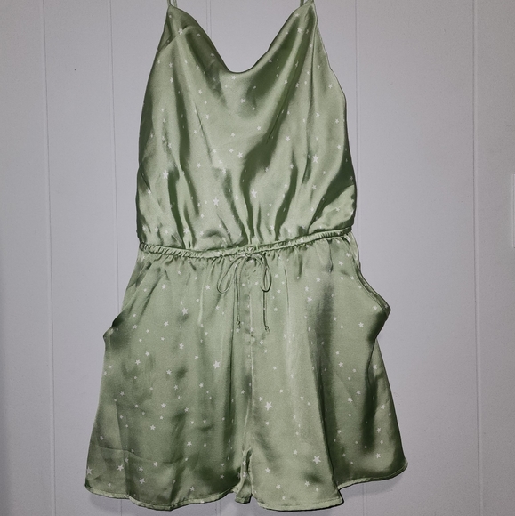 NWT Dolls Kill Mint Green Covered In Stars 🌟 Satin Romper - Picture 11 of 13